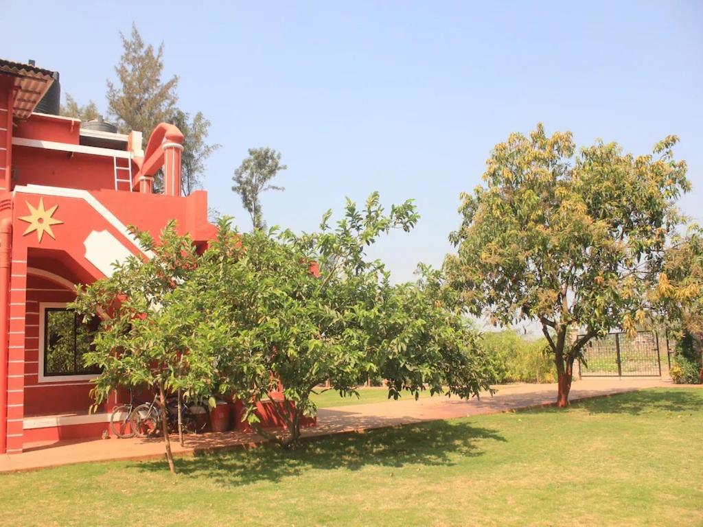 Red House 3Bhk Villa Karjat Bagian luar foto